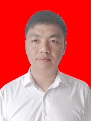 黄亮